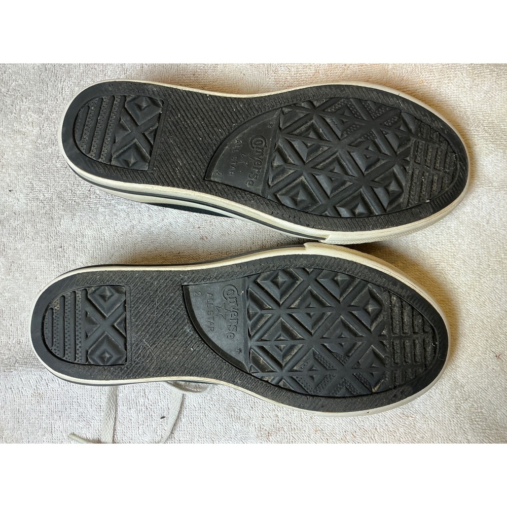 Converse All Star Low Top Black Canvas Sneakers Youth Size 2 Pink Heel Accent - Picture 3 of 5